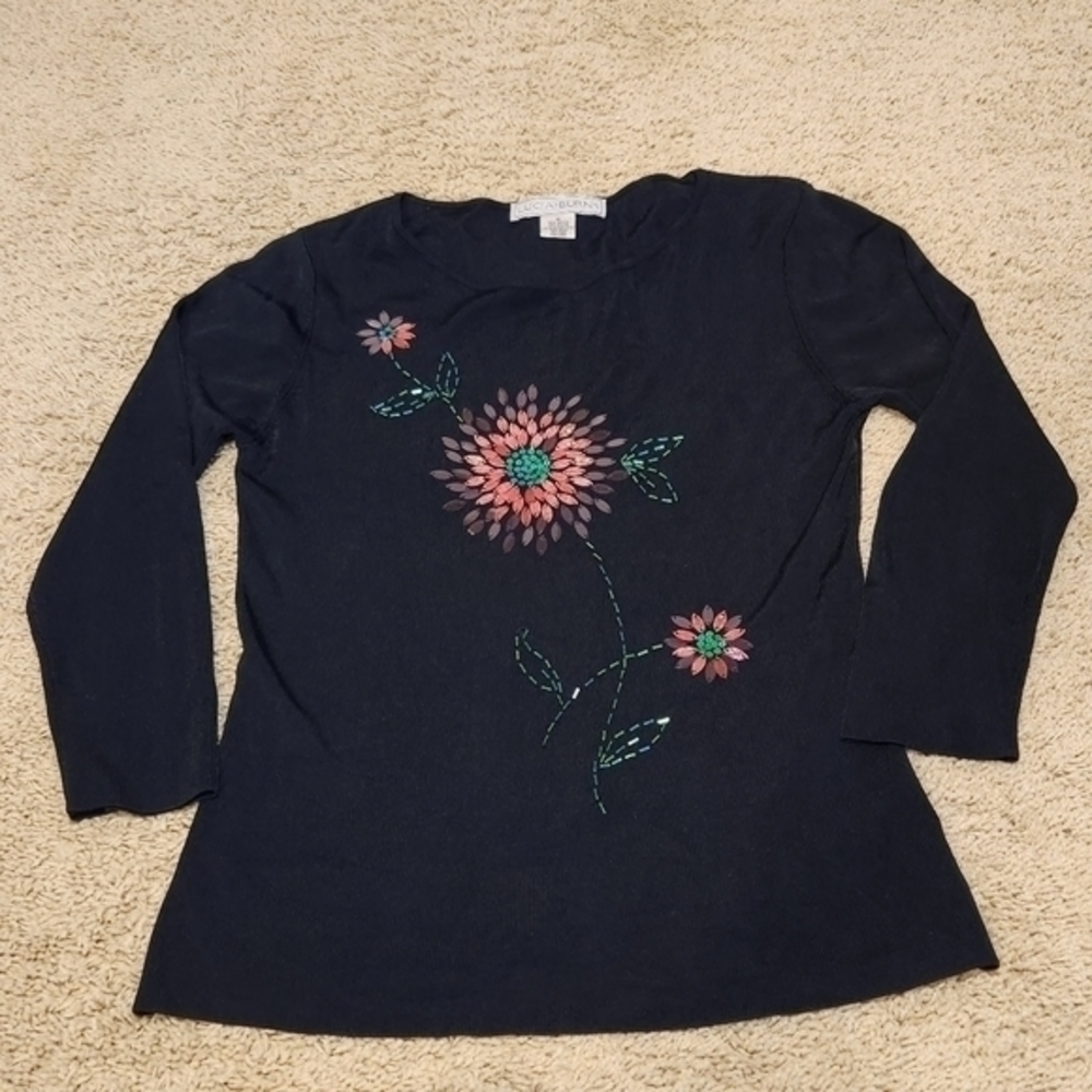 Lucia Burns sweater Sequin Flowers Shiny Flashy‎